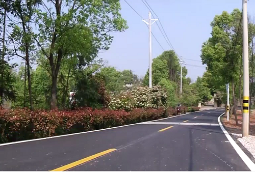 長(zhǎng)沙太空金路橋材料有限公司,雙鋼輪壓路機(jī),福格勒瀝青攤鋪機(jī),AC系列,AF系列,SBS系列 長(zhǎng)沙太空金路橋材料有限公司,雙鋼輪壓路機(jī),福格勒瀝青攤鋪機(jī),AC系列,AF系列,SBS系列